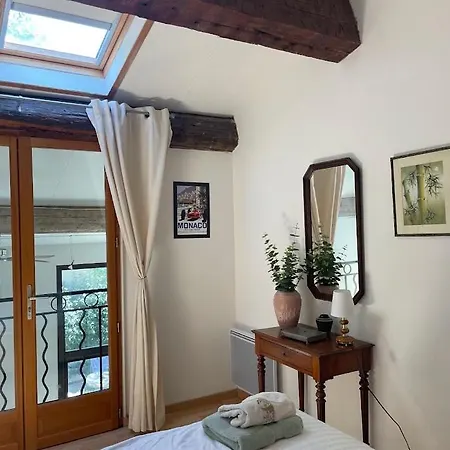 Charming With Pool Holiday home